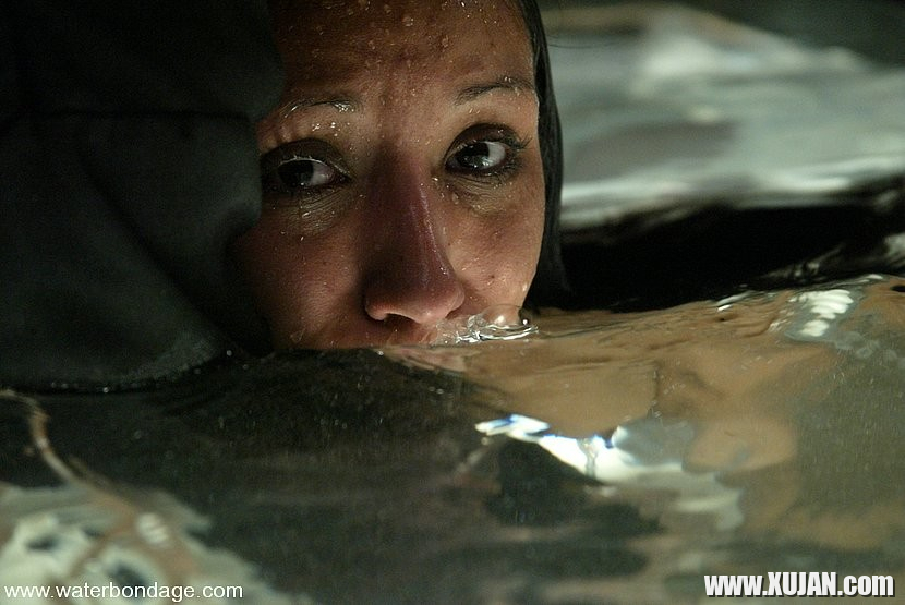 Jasmine Byrne bound latina struggles is sprayed and toy fucked - Photo #1074103
