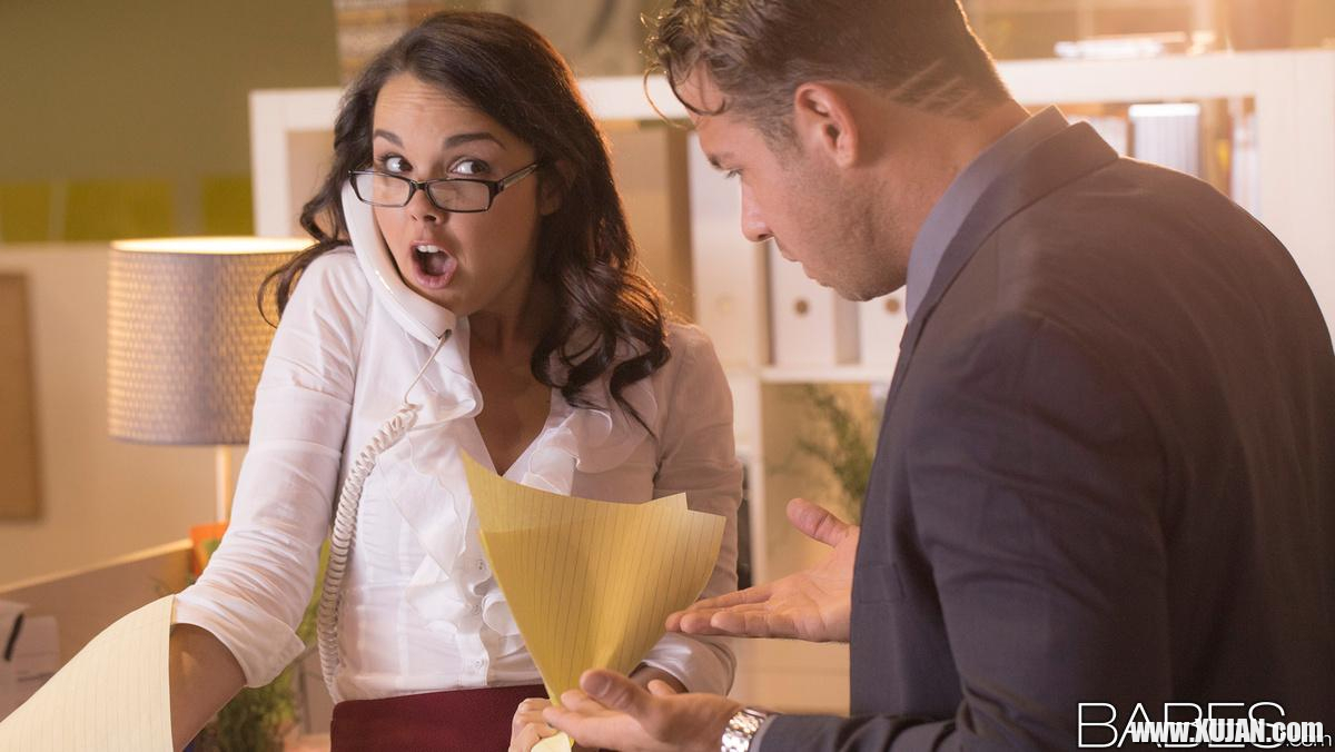 Brunette Dillion Harper in glasses gets cum on tits in reality office blowjob - Photo #1075176