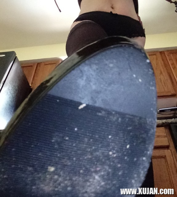 Findom astvatsuhi Siren Moon - Photo #1084167