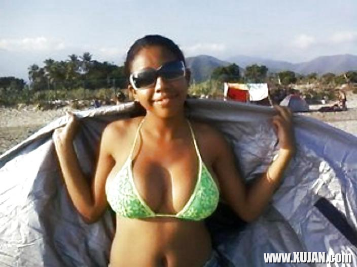 Busty Brazilian Rebecca - Photo #1089010