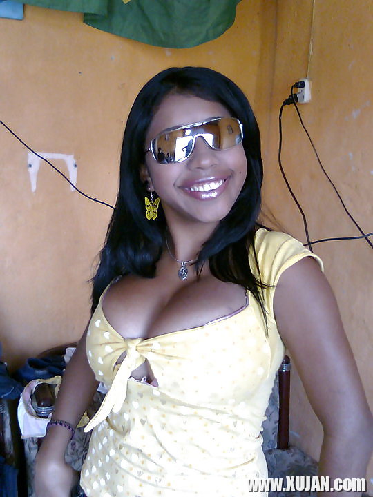 Busty Brazilian Rebecca - Photo #1089015