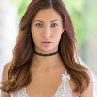 Slutty babe Jade Jantzen needs a fat pecker in her tight ass