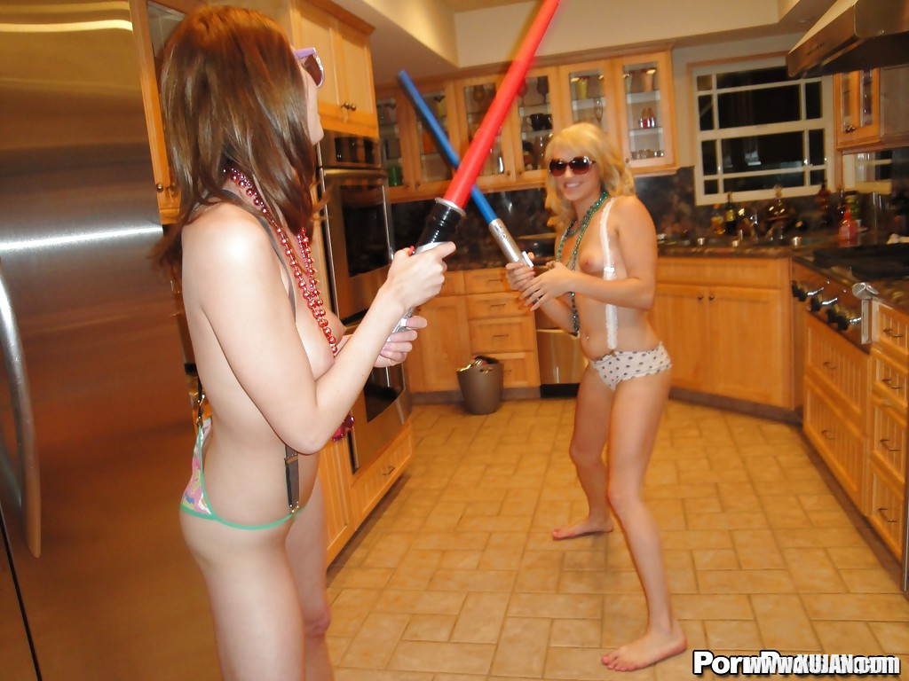 Gia Love and Teagan Summers dashing roleplay nudity lesbian moments - Photo #1109500