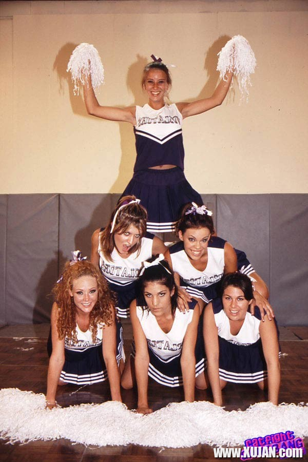 Cheerleader Audrey Hollander gets fucked by her hot squad - Photo #1118769