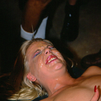 Pretty blonde Missy lay down and gets creamy cum on her face