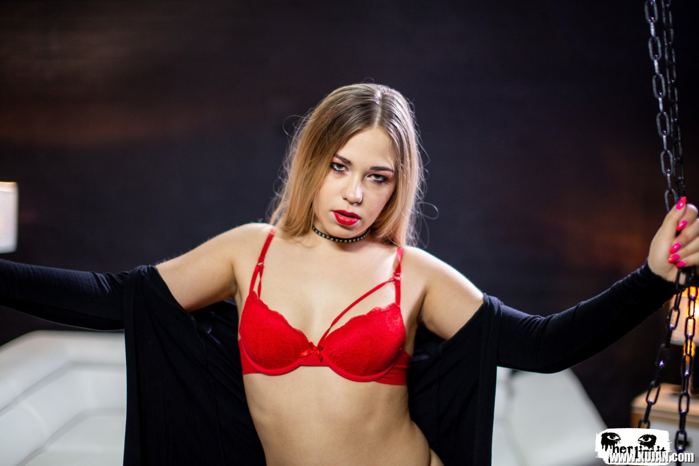 Selvaggia Babe is bound and fucked by two Stiuds - Photo #1129752