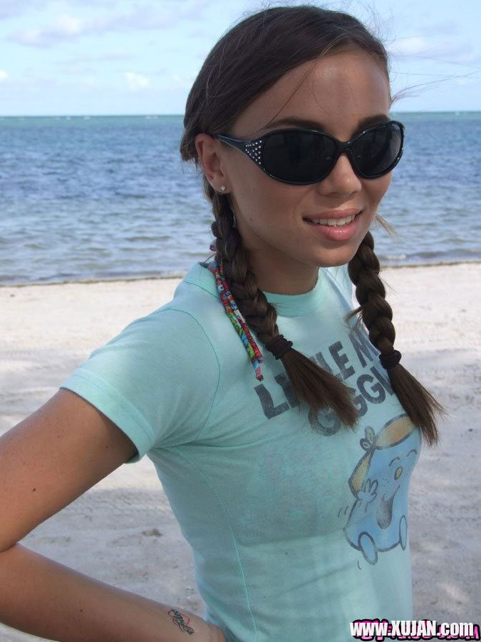 Alexis Capri fucked after a fun day at the beach - Photo #1133073