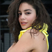 SEXY VANESSA HUDGENS