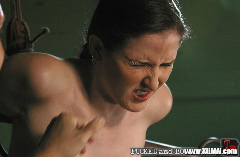 Submissive slut Caroline Pierce gets bound and fucked in bondage by Brandon Iron - Photo #1159543