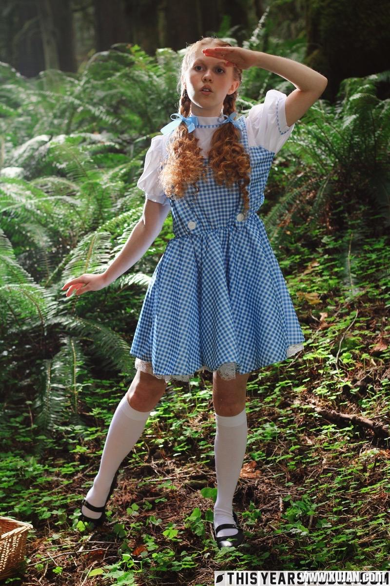 Hot redhead Dolly Little dresses up as Dorthy - Photo #1160029