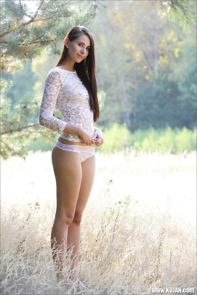 MPL Studios Presents Vanessa A in Sweet Country - Photo #1162374