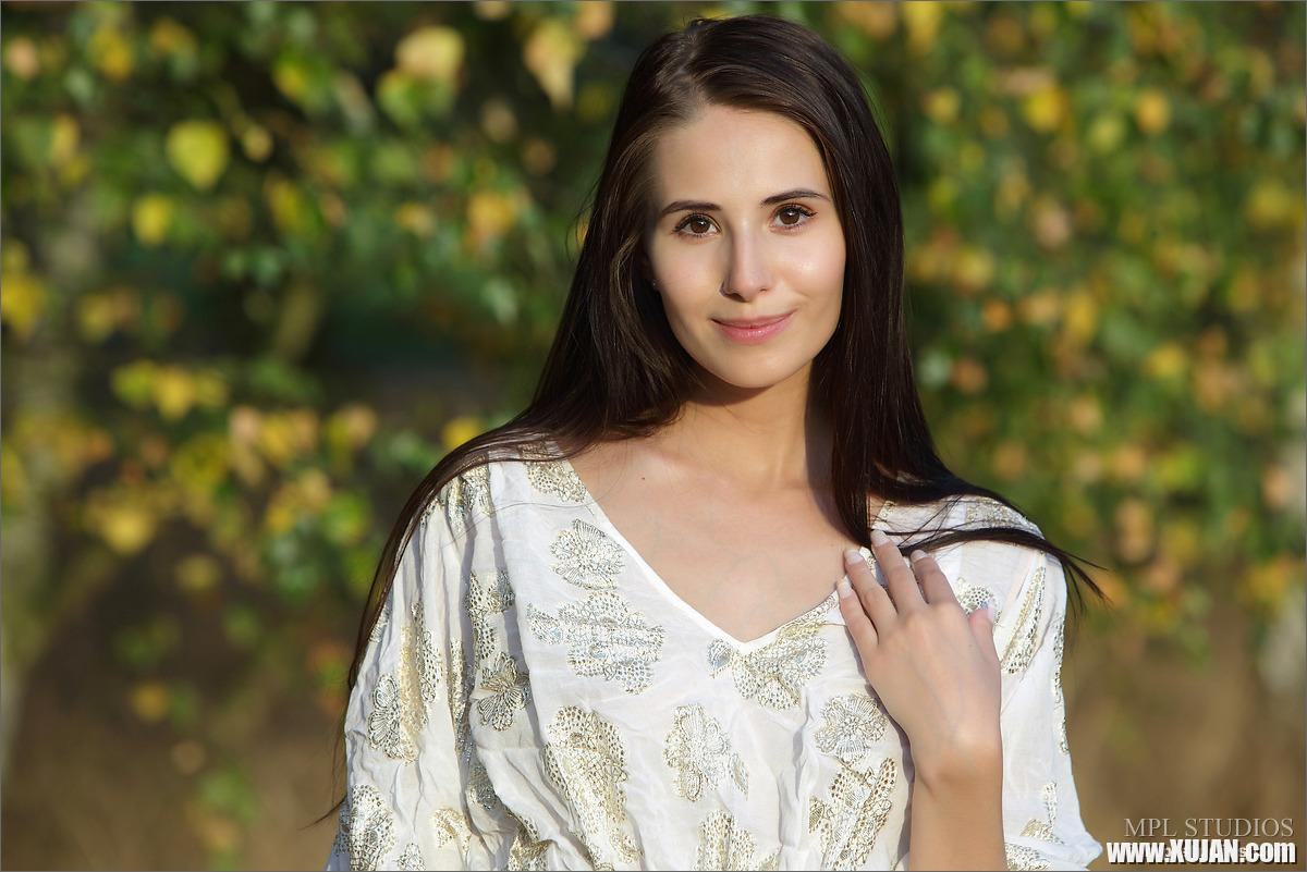 MPL Studios Presents Vanessa A in A Fade From Summer - Photo #1162385