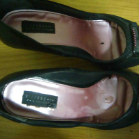 Scarpin preto e rosa Vizzano Ana Hickmann