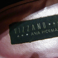 Scarpin preto e rosa Vizzano Ana Hickmann