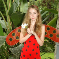 Pictures of Skinny Mindy dressed as a pretty lady bug