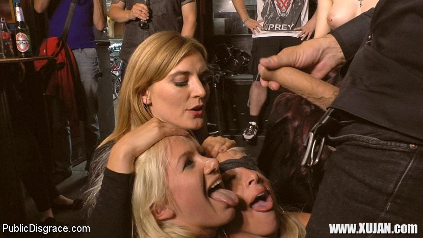 Manu Magnum and Laela Pryce kinky blondes public humiliated and - Photo #1171712