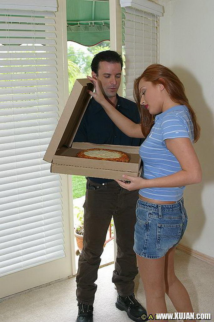 Good looking redhead gets a fuck and a facial - Photo #1173811