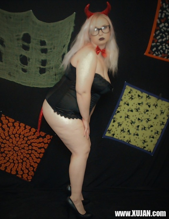 Na Devil Cosplay - Photo #1180100