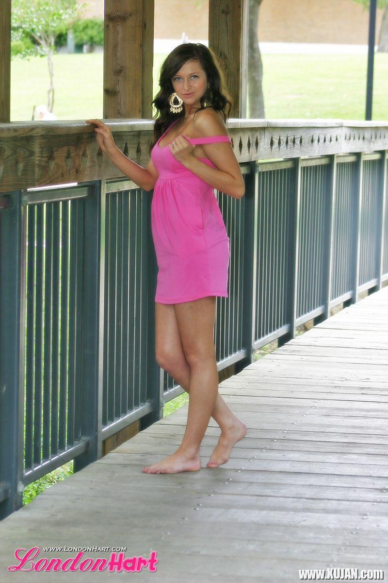 Pictures of teen girl London Hart teasing in a pink dress - Photo #1188665