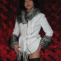 Sexy Maya from mayas handjobs poses and strips for one lucky photographer