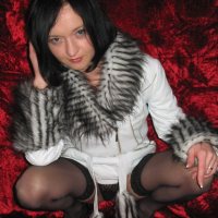 Sexy Maya from mayas handjobs poses and strips for one lucky photographer