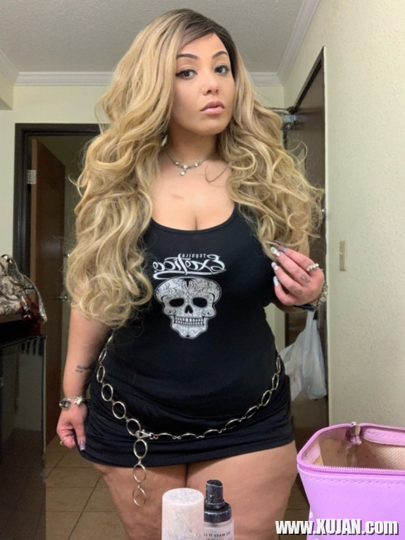 Tezh meqsikakan MILF mayrik - Photo #1192327