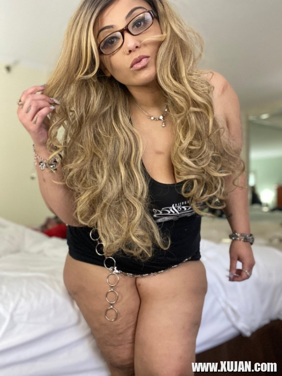 Tezh meqsikakan MILF mayrik - Photo #1192329