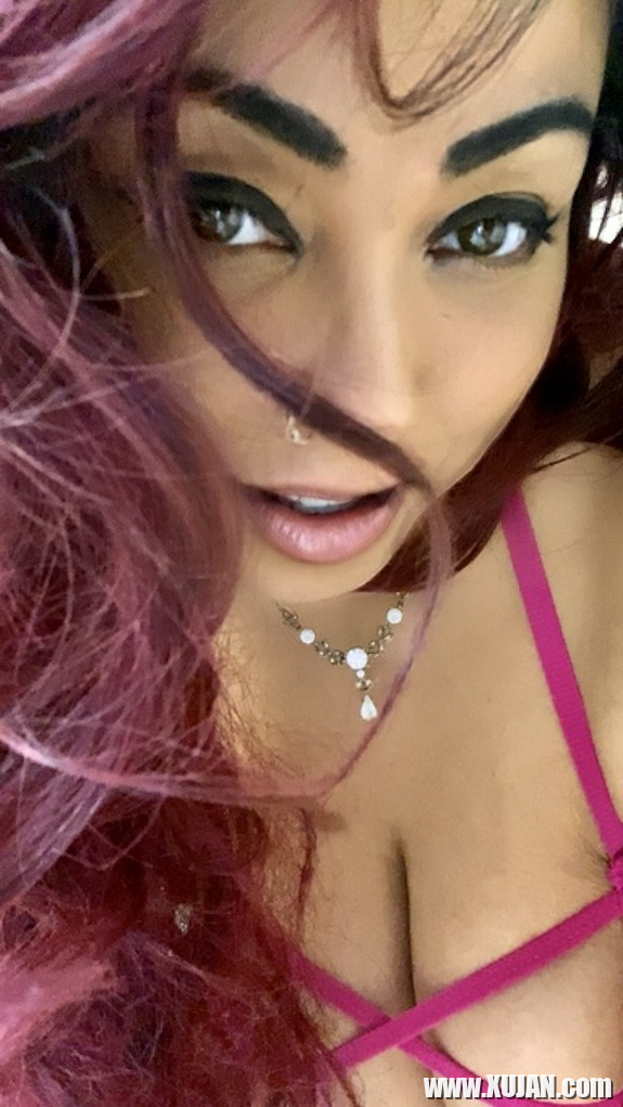 Tezh meqsikakan MILF mayrik - Photo #1192330