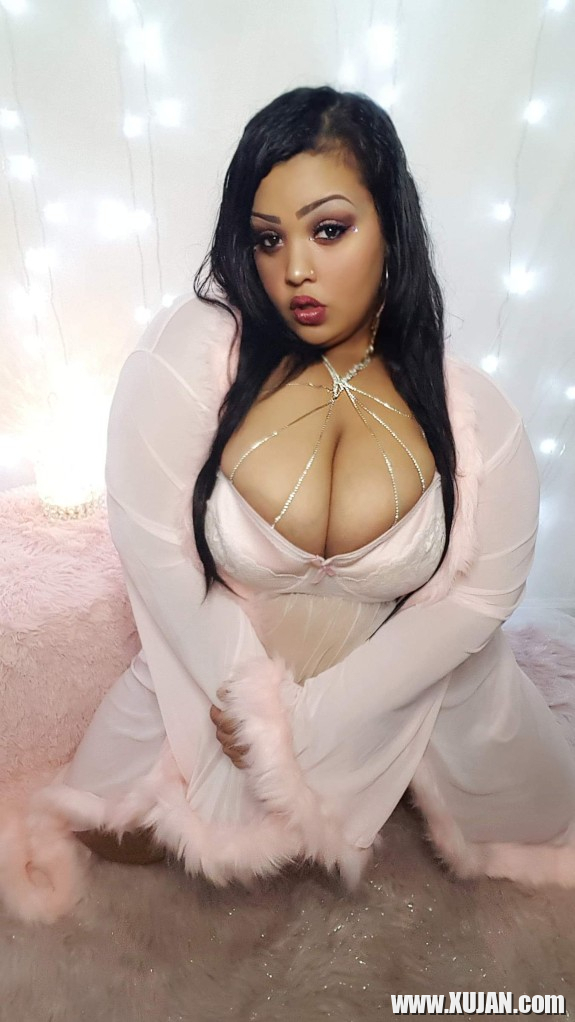 BBW astvatsuhi Lust - Photo #1195724