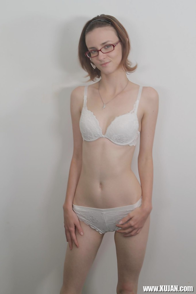 Skinny babe in sexy glasses Jay Taylor revealing her tiny tits - Photo #1211824