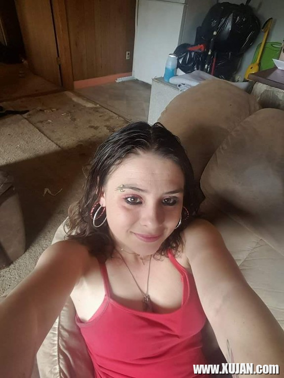 Ddumi ev hayriki keghtot nkarner - Photo #1216832