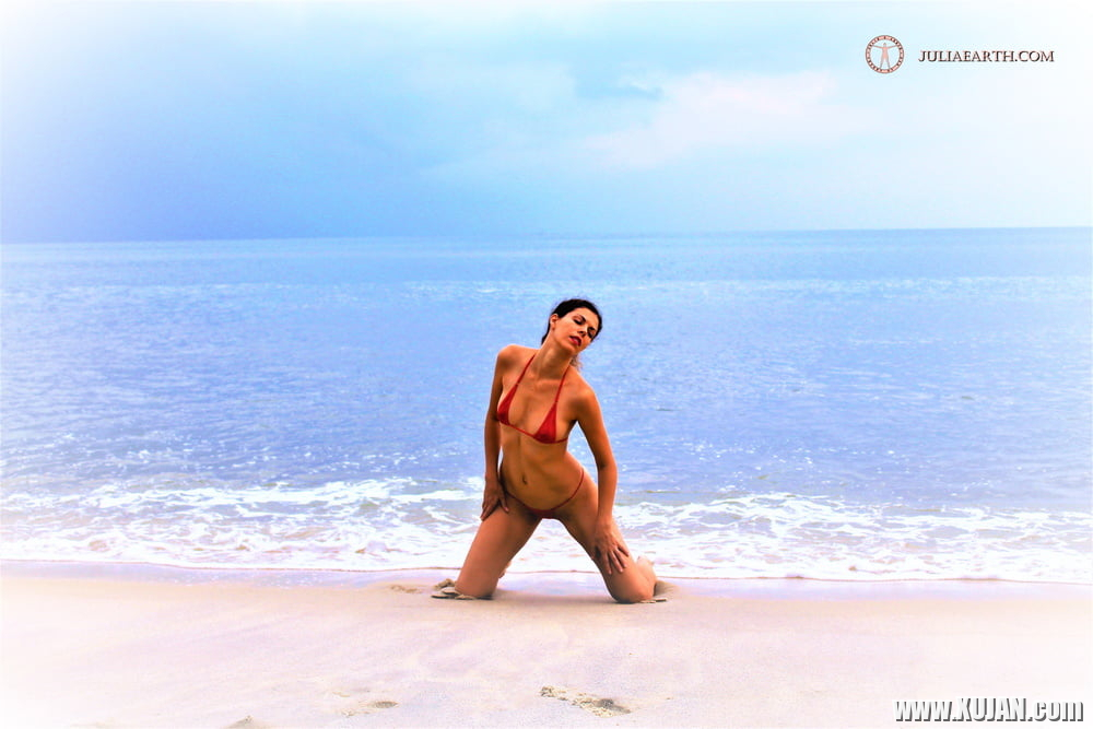 Julia V Earth in red bikini at the beach - Photo #1221750