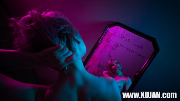 Anhavanakan geghetsik aghjik neonayin guynerov Seqsualutyan gerhagetsum - Photo #1228247