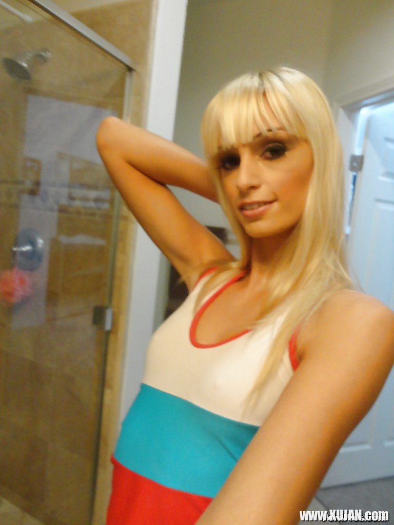 Blond chick Erica Fontes taking selfies in mirror while taking off her clothes - Photo #1228930
