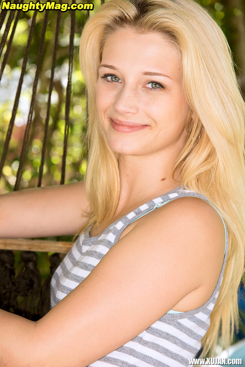 Hot blonde teen Aubrey Gold - Photo #1240871