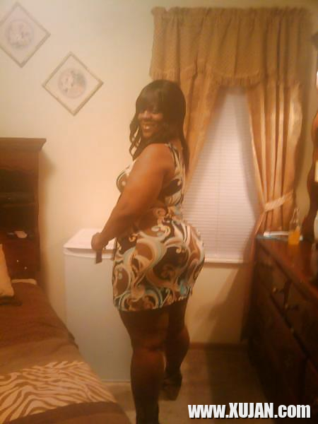 EXCLUSIVE PICS OF THICK BLACK MILF NAMED ANGIE - Photo #1243428