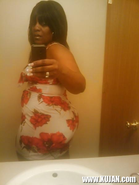 EXCLUSIVE PICS OF THICK BLACK MILF NAMED ANGIE - Photo #1243429