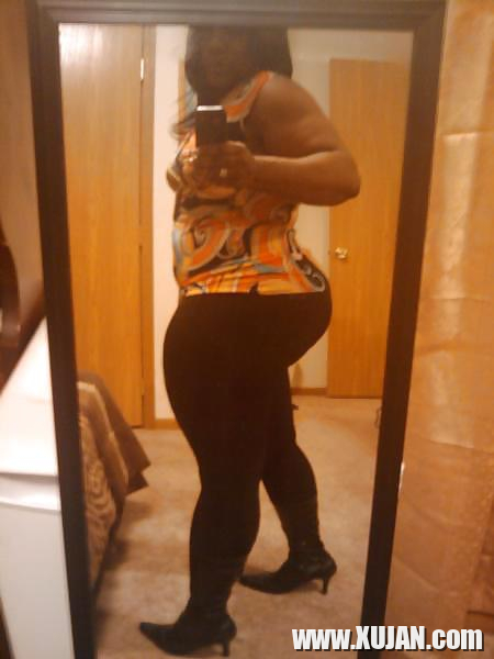 EXCLUSIVE PICS OF THICK BLACK MILF NAMED ANGIE - Photo #1243433