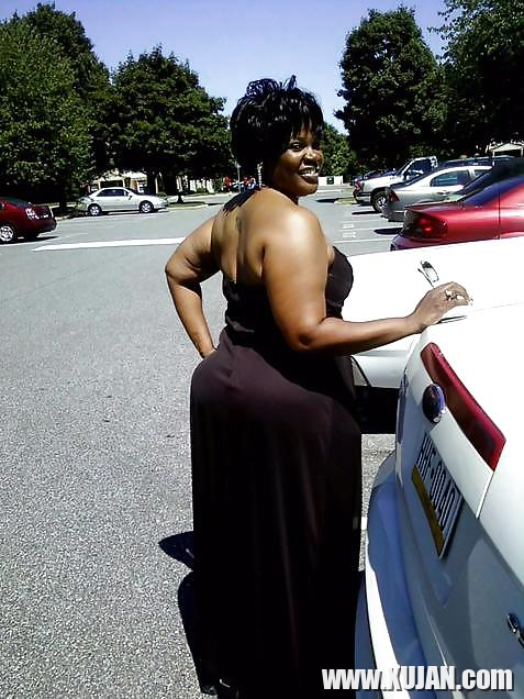 EXCLUSIVE PICS OF THICK BLACK MILF NAMED ANGIE - Photo #1243446