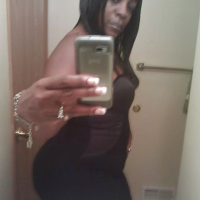 EXCLUSIVE PICS OF THICK BLACK MILF NAMED ANGIE