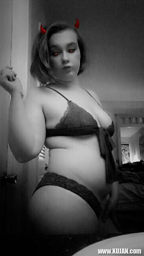 Add only if serious about buying me and my friend premium snapchat - Photo #1261015