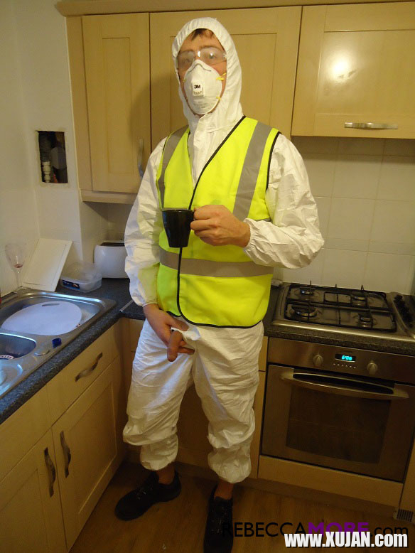 Becs gets fucked by a horny workman - Photo #1269719