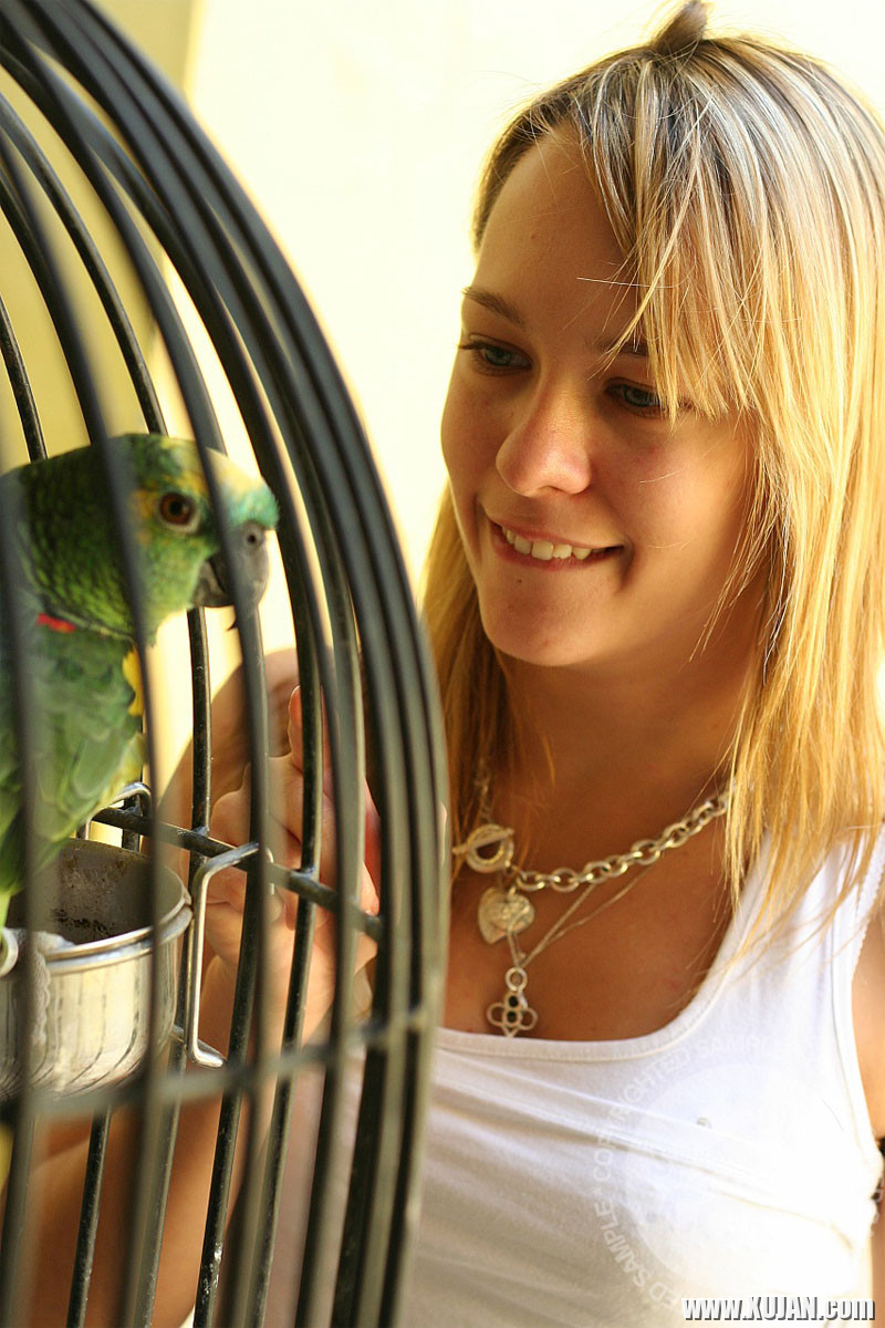 Its a really beautiful day outside and were shooting our videos now I am gett - Photo #1298198