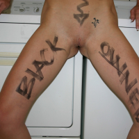 Angel faced housewife with shaved slit sucks a gangsta dick