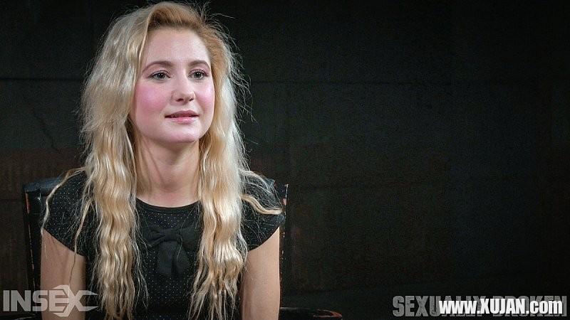 Odette Delacroix small tits blonde is chained to machine for for - Photo #1300012