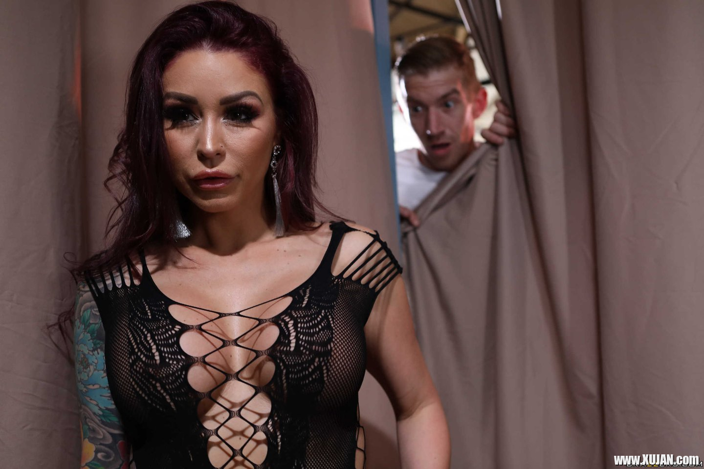 Hot Starlet Monique Alexander fucks on Backstage - Photo #1309682