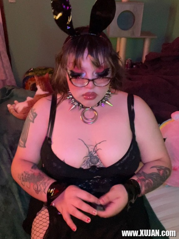 goth bbw findom napastaki handerdzanq - Photo #1309810