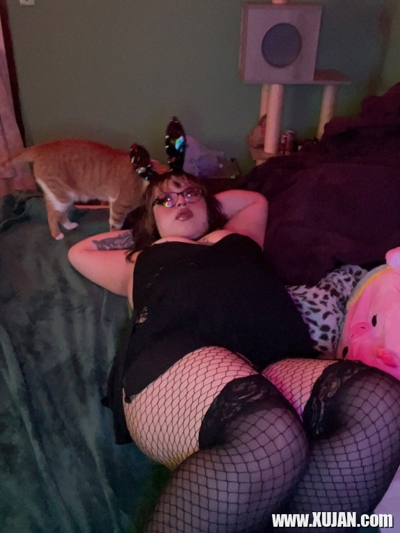 goth bbw findom napastaki handerdzanq - Photo #1309812