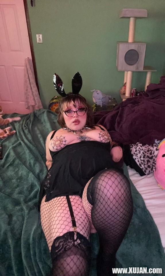 goth bbw findom napastaki handerdzanq - Photo #1309813