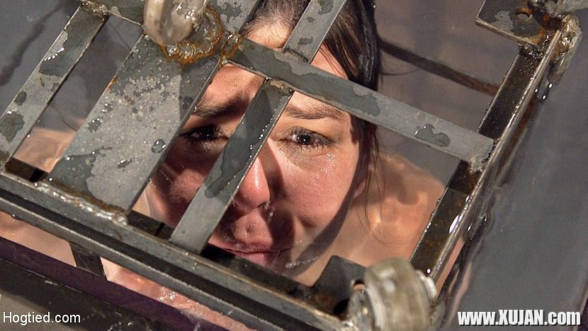 Juliette March in tight rope bondage gets a brutal water treatme - Photo #1312233